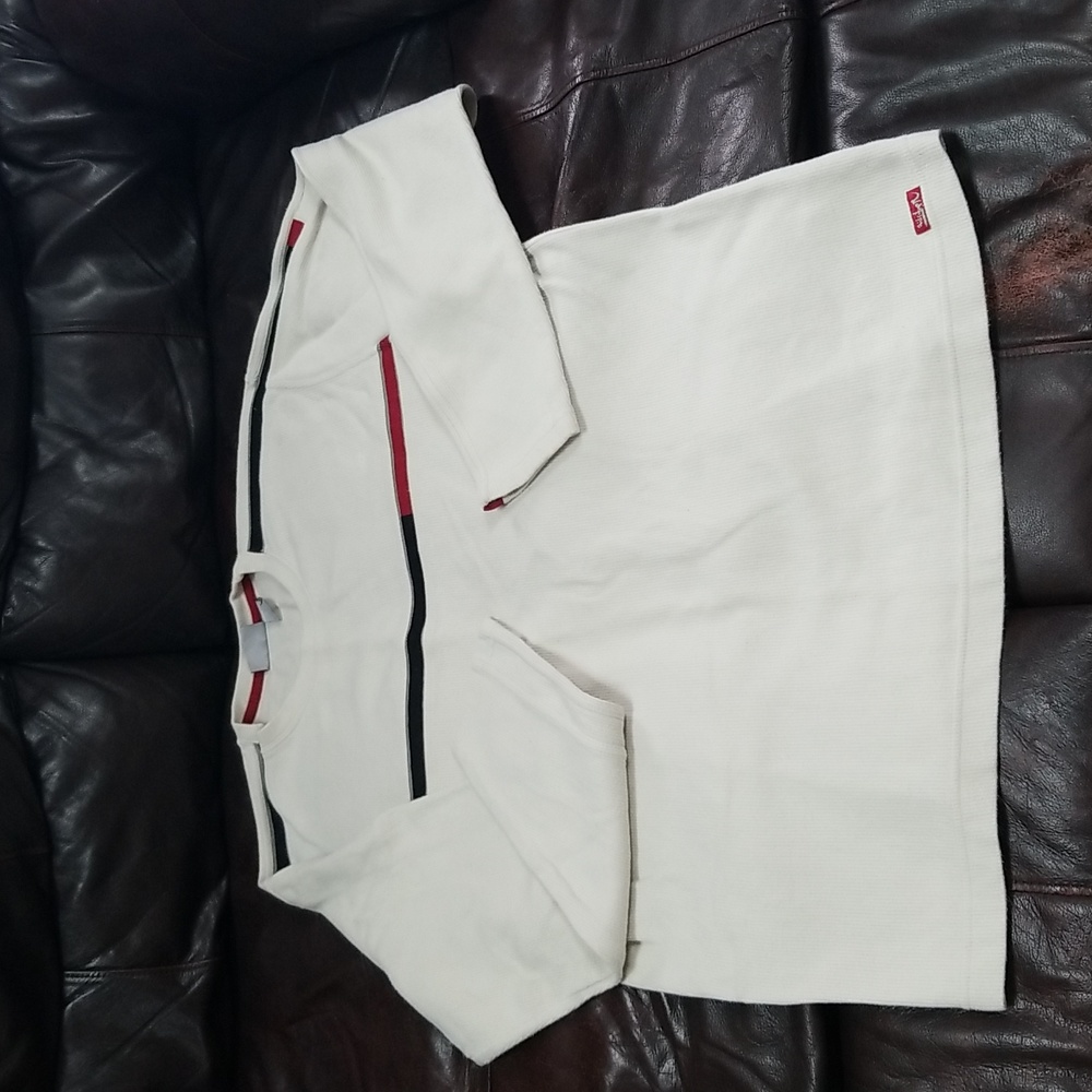 🧥QUIKSILVER CREW NECK SWEATER